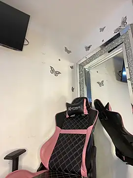 scarleth marquezz online show from April 8, 2:46 am