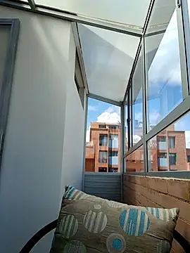 ScarletthSmith online show from March 7, 7:10 pm