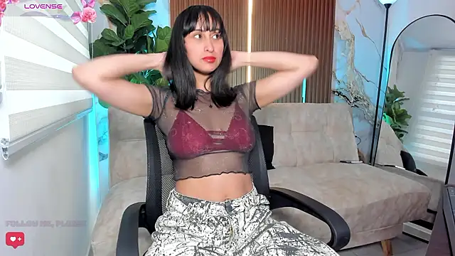 Antonella Moretti  online show from March 12, 3:04 pm