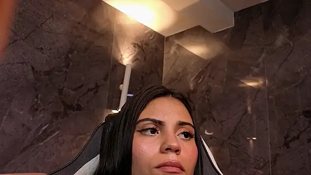 Tamy b  online show from March 28, 8:36 am