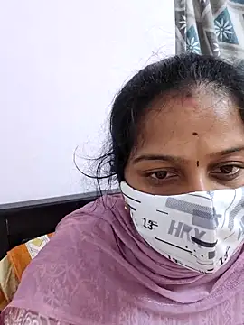 Shaliniqueen online show from June 12, 1:41 pm