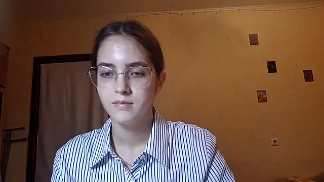 Katelemon online show from July 21, 1:23 pm