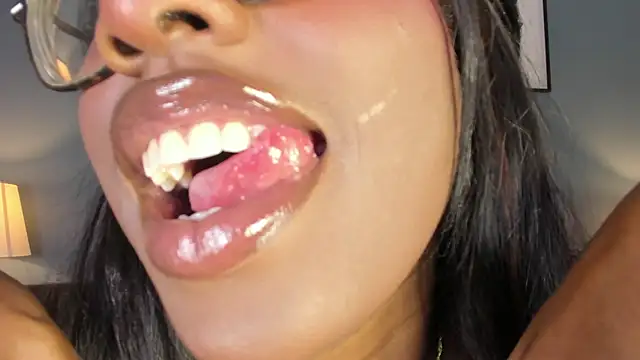 MelodyBlazze online show from February 26, 8:19 pm