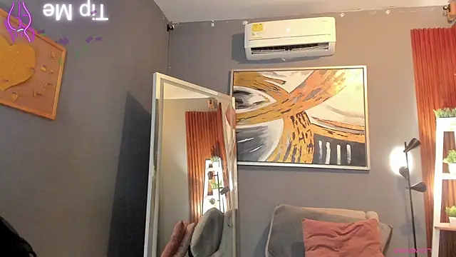 cailing  online show from April 14, 1:44 pm