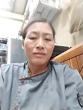 lris-Beauty77 online show from March 6, 10:21 am