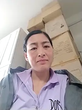 lris-Beauty77 online show from March 4, 9:49 am