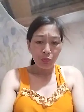 lris-Beauty77 online show from June 3, 2:44 pm