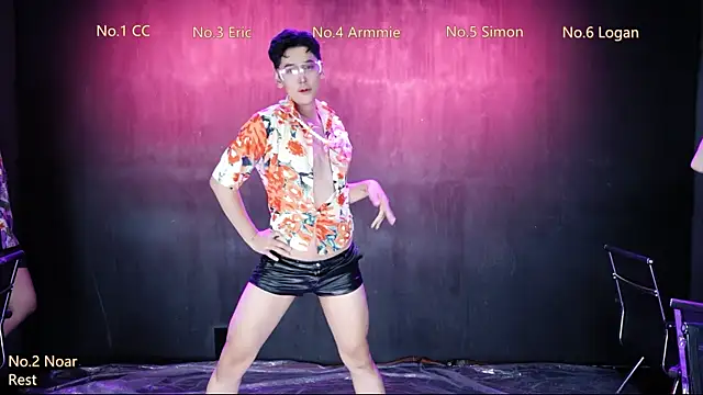 Queen-Vibe online show from April 14, 4:40 pm