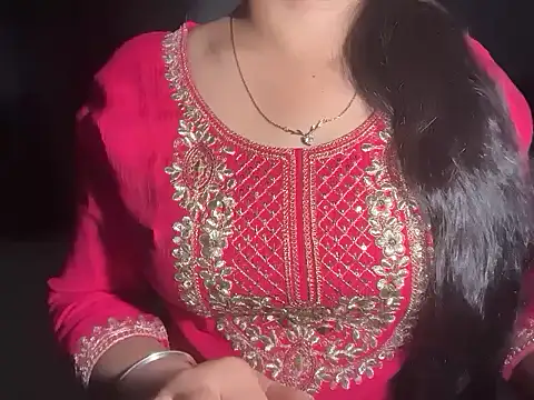 Avneet kaurr1 online show from April 11, 12:31 pm