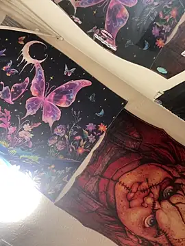 HarmlessPiece89 online show from March 3, 4:40 am