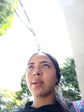 Sexy cloe outdoors online show from March 28, 3:55 pm