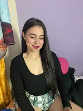 I Valentina online show from March 26, 6:15 am