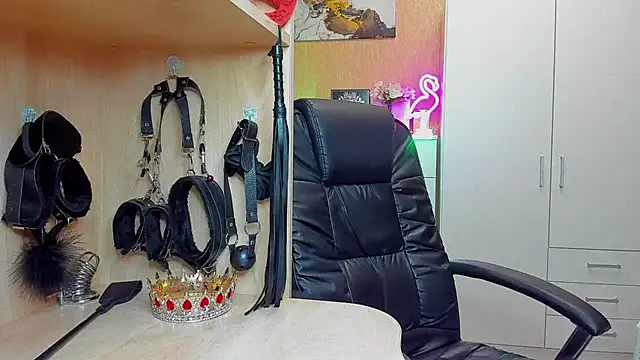 KristiTopxx online show from October 20, 7:17 pm