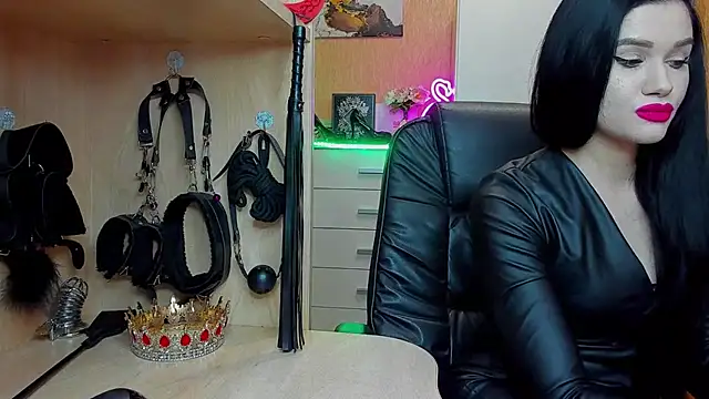 KristiTopxx online show from February 2, 9:25 pm