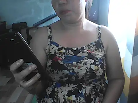 sweet lhyn online show from March 2, 7:15 am