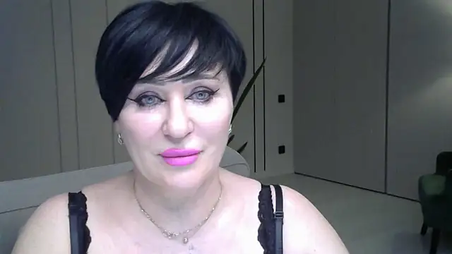 Kleotempt online show from April 14, 7:36 pm