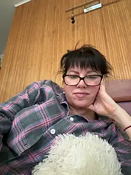 expensive lady online show from April 8, 2:52 pm