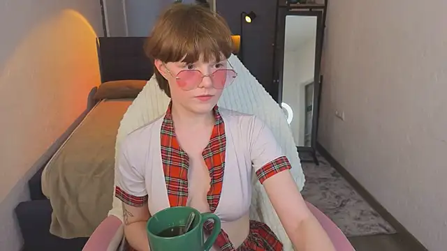  DreamLuna1  online show from March 25, 1:47 pm