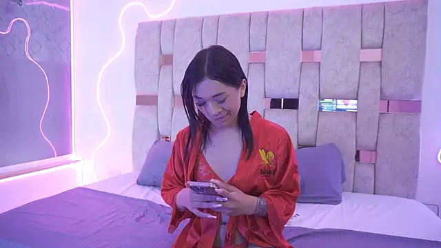 liasuaza online show from March 29, 2:38 pm