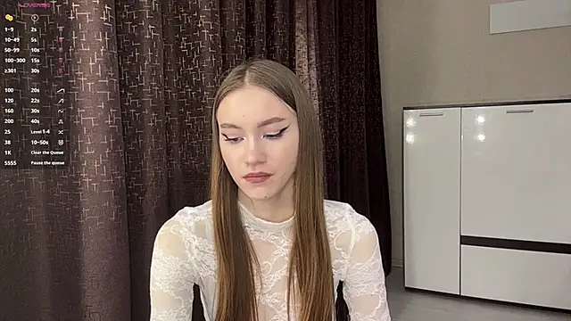 NuDonzze online show from April 15, 6:41 pm