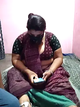 gujjuhotcouple online show from April 13, 5:58 pm