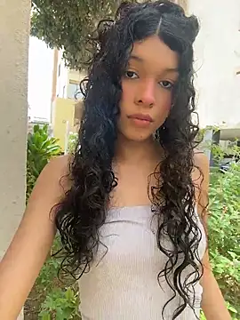 Sophiemoo  online show from June 7, 3:52 pm
