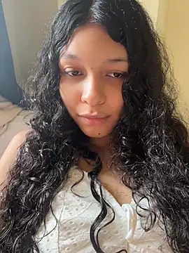 Sophiemoo  online show from July 6, 3:03 pm