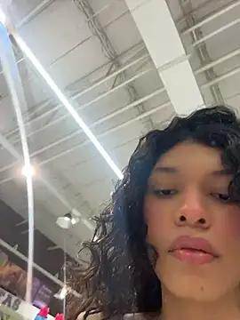 Sophiemoo  online show from June 8, 2:18 pm