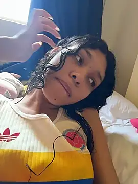 Sophiemoo  online show from July 15, 3:50 pm