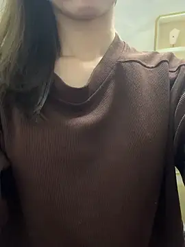 LingLing017 online show from February 26, 1:43 pm