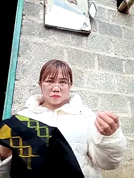 lyly sexx online show from March 19, 9:35 am