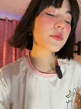 AitanaJhons  online show from April 13, 11:00 am