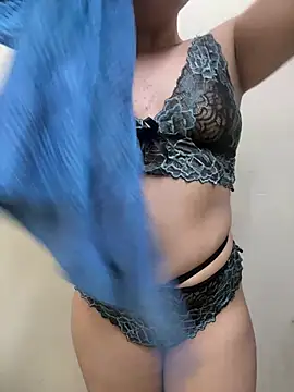 Crazyforyou143 online show from April 1, 9:23 pm