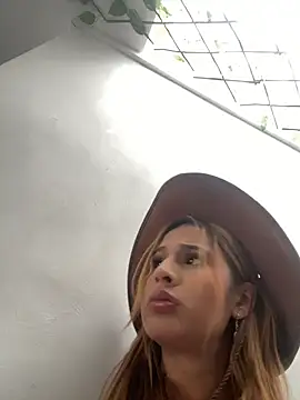 Angela Garciaa online show from August 4, 7:31 pm