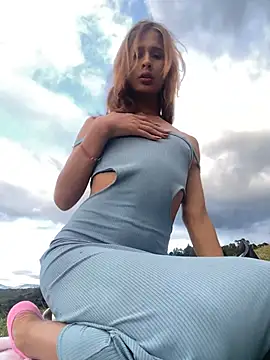 Angela Garciaa online show from July 10, 10:32 pm