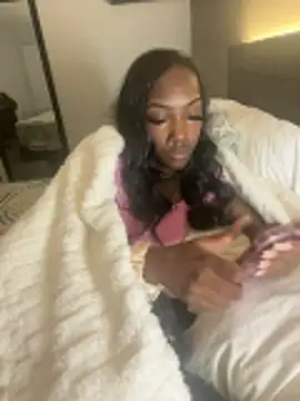 Loopsies online show from April 18, 9:58 pm