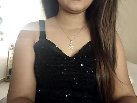 misstyy online show from April 22, 5:43 pm