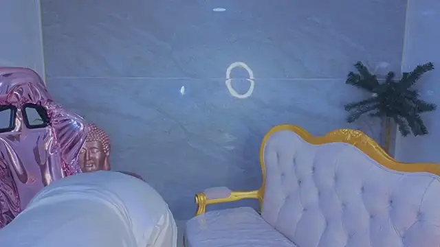 Victoria01 s online show from February 27, 4:45 am