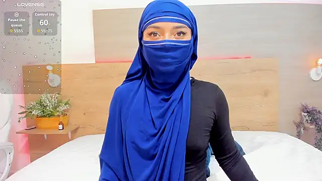  jennaa online show from March 12, 8:22 pm