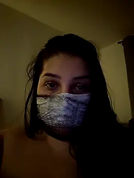 Lareyna1234 online show from March 1, 12:32 am