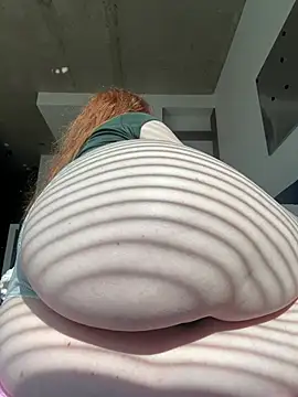 gingerlatte online show from July 28, 12:48 pm
