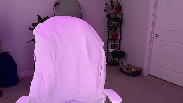 nickysel online show from March 3, 11:55 pm