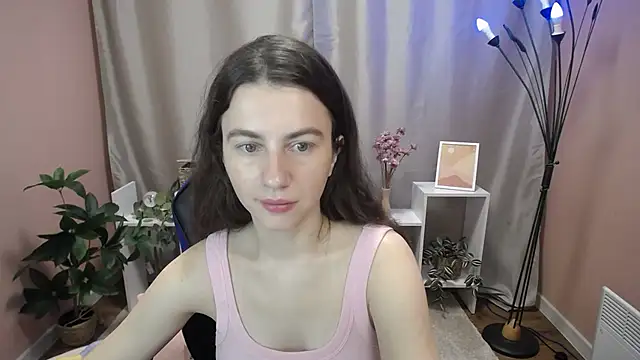 MistyBree online show from June 20, 8:07 am