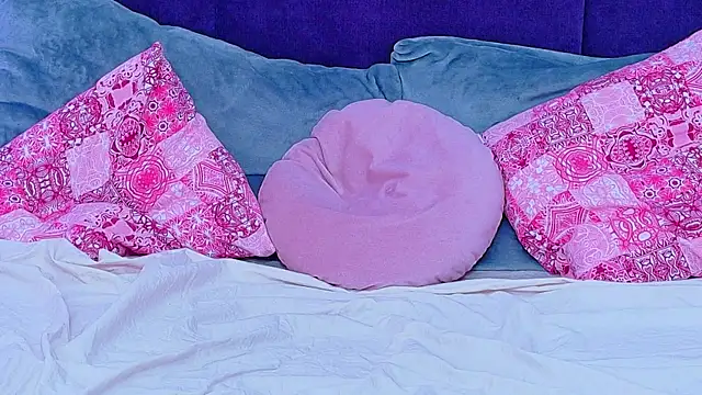 RaysaDrake online show from April 9, 6:19 am