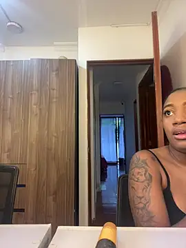 Emi rousse online show from April 17, 12:07 pm