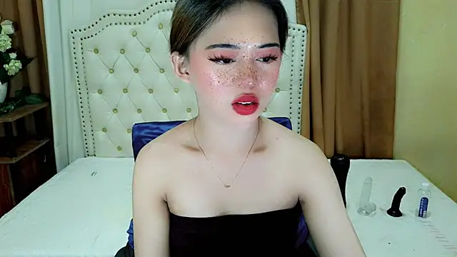 Seductive sophie online show from June 24, 5:06 am