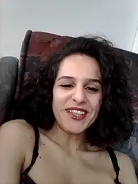 MissElen online show from March 9, 1:03 pm