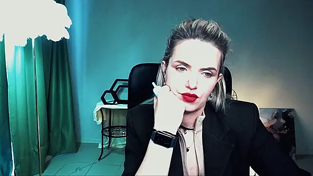 AliceSmite online show from May 28, 11:19 am