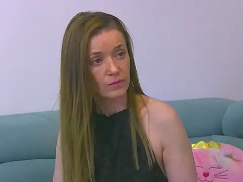 MONICANIX online show from April 3, 2:04 pm