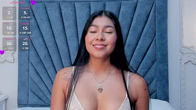 Leandra-Johnson online show from April 2, 2:36 pm